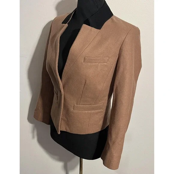 Trouve Blazer Womens Small Camel Tan Wool Blend Cropped One Button Jacket - Picture 3 of 15
